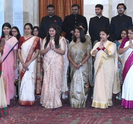 A group of probationers of the Indian Economic Service (2022 and 2023 batch) called on President Draupadi Murmu at Rashtrapati Bhavan today