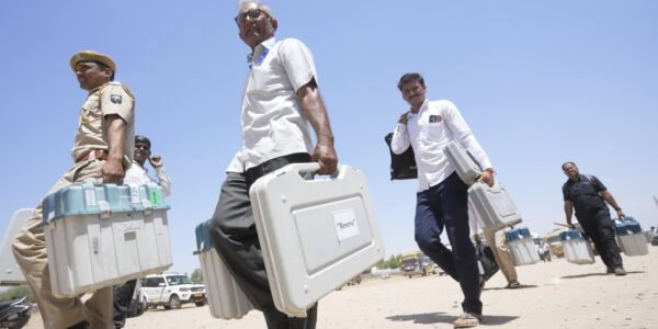 All preparations completed for tomorrow's voting on 88 Lok Sabha seats in 13 states in the second phase.