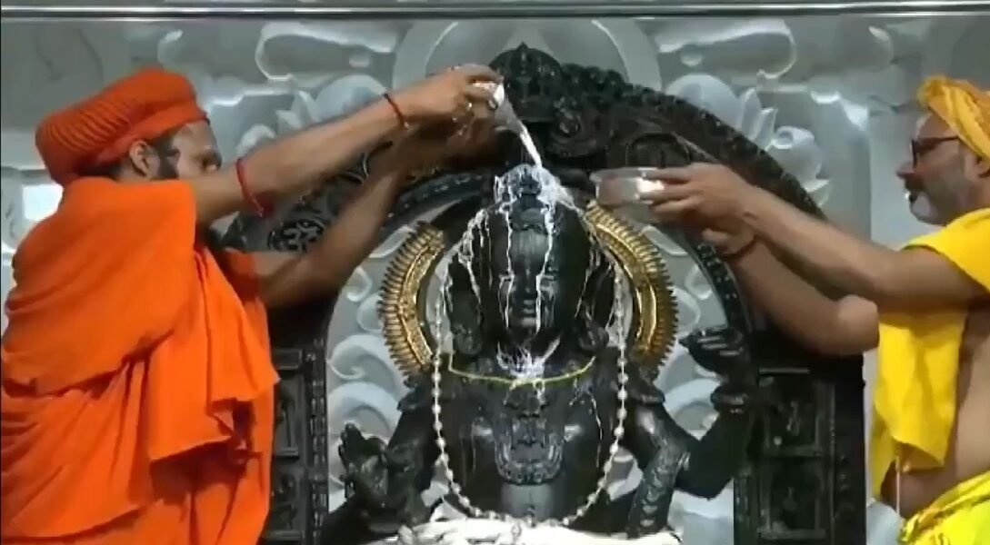 Ayodhya Worship performed at Shri Ram Janmabhoomi temple on the occasion of Ram Navami