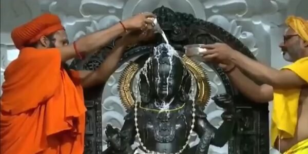 Ayodhya Worship performed at Shri Ram Janmabhoomi temple on the occasion of Ram Navami