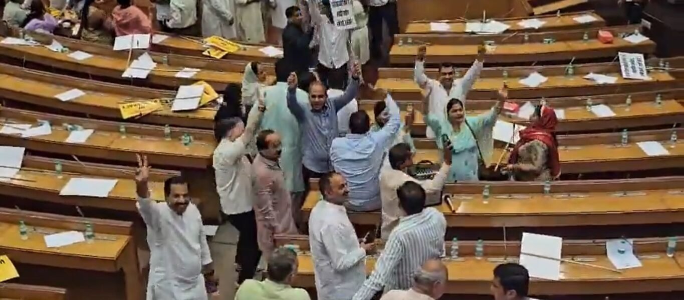 Delhi Uproar in MCD House over postponement of Mayor elections