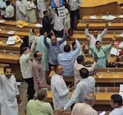 Delhi Uproar in MCD House over postponement of Mayor elections