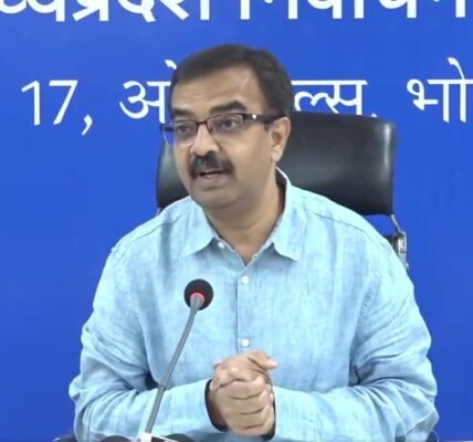 During the second phase of voting in Madhya Pradesh yesterday, approximately 58.26 percent voting was recorded in six Lok Sabha seats of the state.