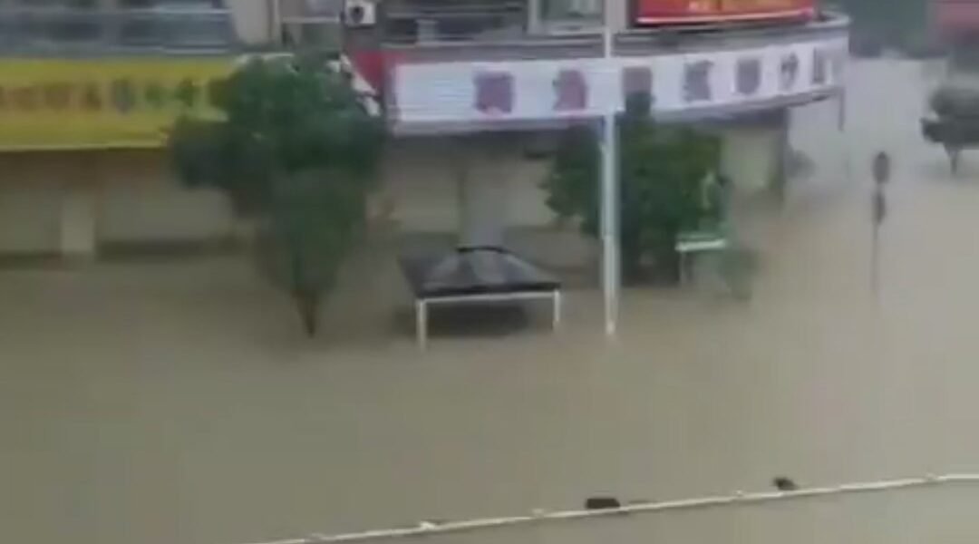 Five people died, many injured due to storm and flood in Guangzhou, China
