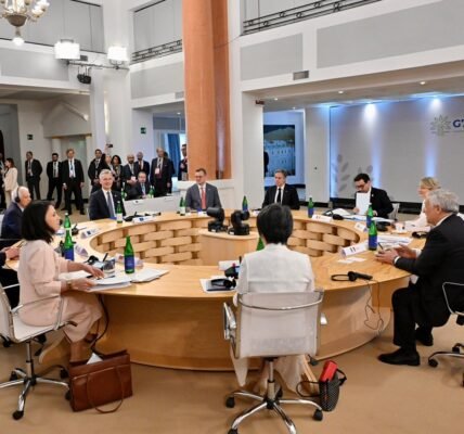 Foreign ministers of G-7 countries warn of new sanctions on Iran for drone and missile attacks on Israel