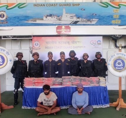 ICG and Gujarat ATS seize boat carrying 173 kg of drugs; Two crew members arrested