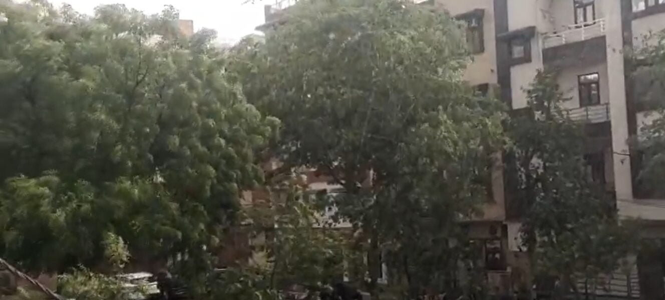 It rained in some parts of the national capital Delhi, people got relief from the heat.