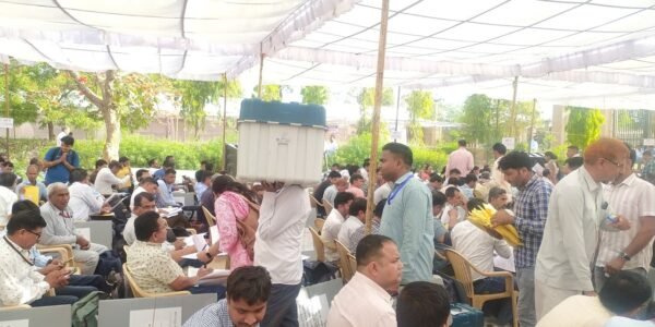 Preparations in full swing for tomorrow's voting for 102 parliamentary constituencies in the first phase of Lok Sabha elections.