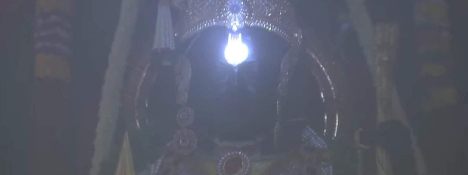 Ramlala's Surya Tilak done in Ayodhya temple, sunlight kept shining on his head