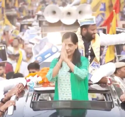 Regarding the Lok Sabha elections, Aam Aadmi Party today launched the 'Jail Ka Jawal Se Vote' campaign from East Delhi.