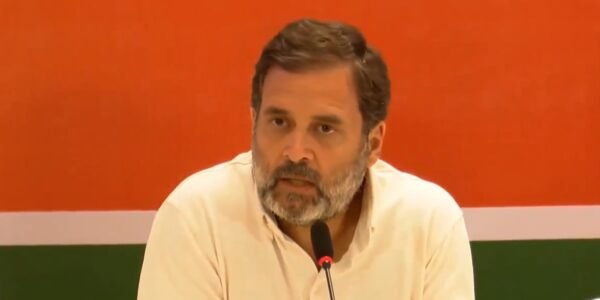 Senior Congress leader Rahul Gandhi today claimed that there is a strong wave within in favor of the opposition Indi alliance.