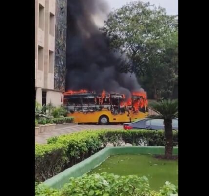 Two buses parked at a school in Dwarka, Delhi caught fire on Sunday.