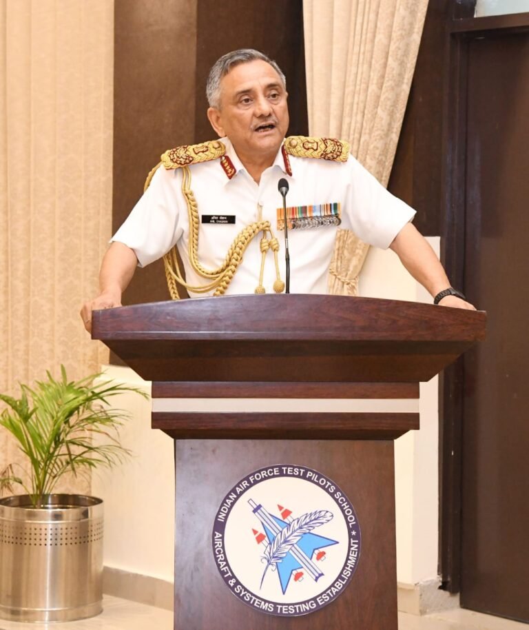 CDS General Anil Chauhan presides over the closing ceremony of 46th Flight Test Course at FTPS