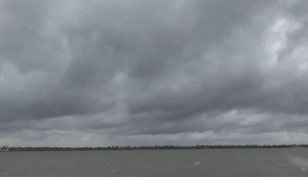 Change in weather seen due to impact of cyclone 'Remal' in West Bengal