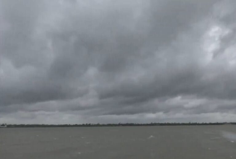 चक्रवाती तूफान रेमल कमजोर होकर चक्रवाती तूफान में बदला, मूसलाधार बारिश के पूर्वानुमान के बाद पश्चिम बंगाल में हाई अलर्ट