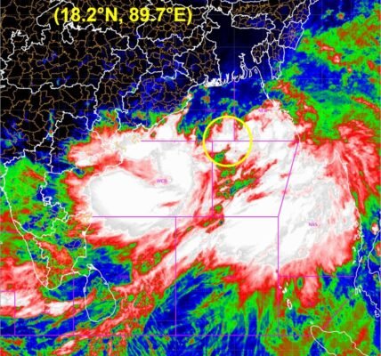 Cyclone Remal is likely to hit the coasts of Bangladesh and West Bengal by midnight tomorrow.
