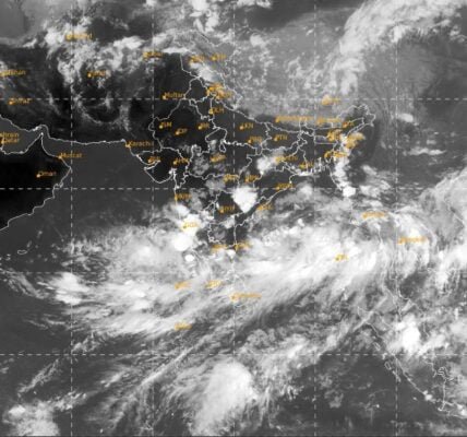 Cyclone 'Remal' will hit the coasts of West Bengal and Bangladesh by Sunday evening IMD