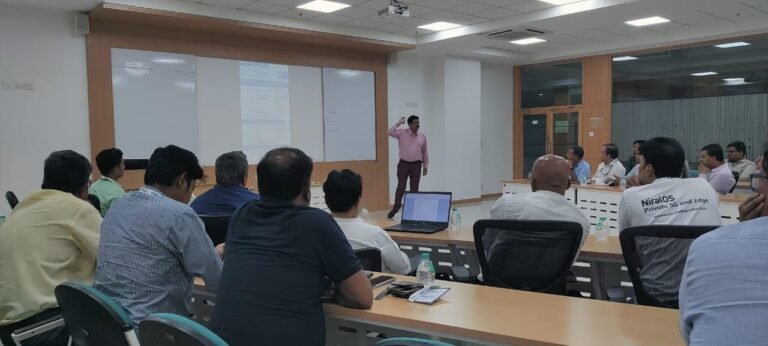दूरसंचार विभाग (डीओटी) ने पहल करते हुए “टेलीकॉम डिजाइन सहयोग स्प्रिंट” के तहत Start-ups/MSME, शिक्षा जगत और शोध संस्थानों को एक मंच पर लाया