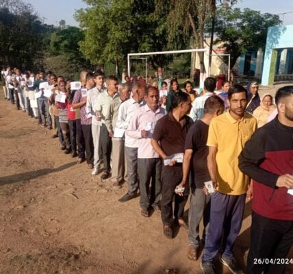 EC amended the voting schedule of Lok Sabha elections of Anantnag-Rajouri parliamentary constituency of Jammu and Kashmir.