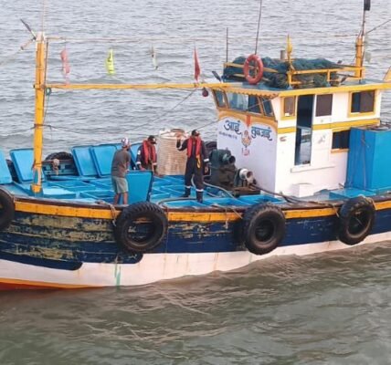 Indian Coast Guard intercepts fishing vessel with four crew on board off Mumbai coast; 30,000 liters of illegal diesel and cash worth Rs 1.75 lakh seized