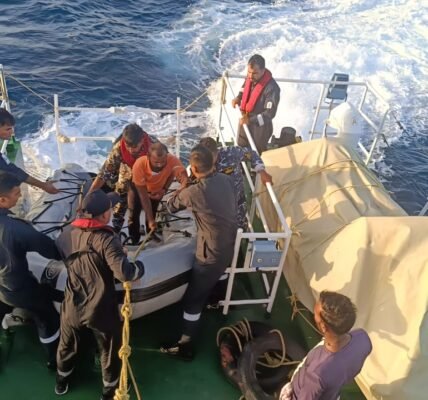 Indian Coast Guard rescues fisherman with head injury on IFB St Francis vessel off Gujarat coast