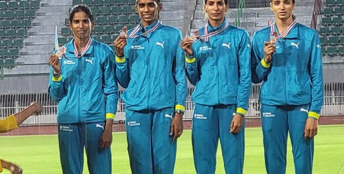 Indian men's and women's teams won two silver medals in the 4X400 event at the Asian Relay Championships in Bangkok.