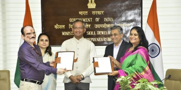 MSDE signs an MoU with Mahindra & Mahindra Limited to conduct two pilot projects under the Drone Didi Scheme