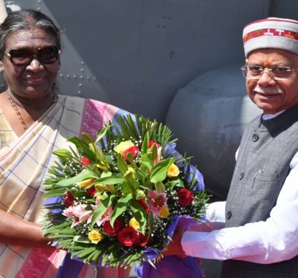 President Draupadi Murmu reached Shimla this morning on a five-day visit to Himachal Pradesh.