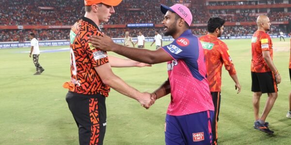 Sunrisers Hyderabad defeated Rajasthan Royals by one run in IPL cricket.