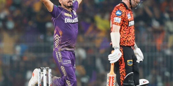 Sunrisers Hyderabad won the toss and decided to bat; SRH 98/8 in 16 overs