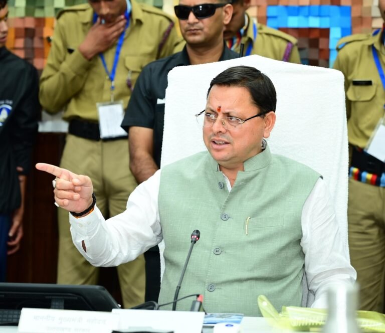 उत्तराखंड के मुख्यमंत्री ने राज्य में वनों की आग की स्थिति के मद्देनजर रुद्रप्रयाग जिले में पिरुल लाओ-पैसे पाओ मिशन की शुरुआत की