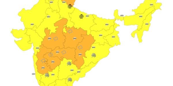 aaj ka mausam kaisa rahega, tapman kitna hai 12 May 2024