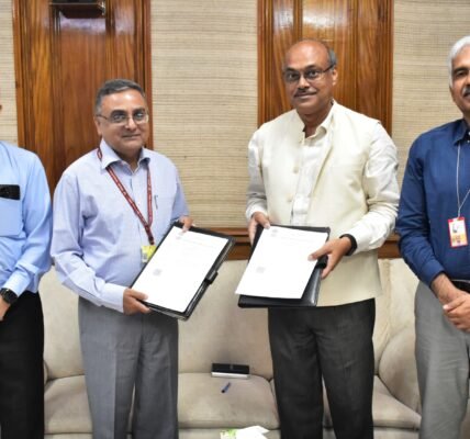 CSC signs MoU to convert 10,000 FPOs into CSCs