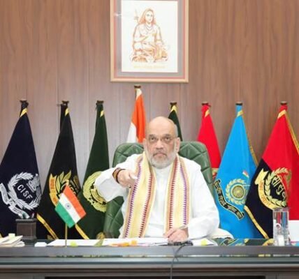 Home Minister Amit Shah today addressed the 76th Annual Meeting of Kheda District Madhyastha Cooperative Bank Limited, Nadiad, Gujarat and inaugurated the new building of the bank