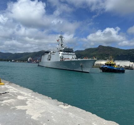 INS Sunayna enters Port Victoria, Seychelles