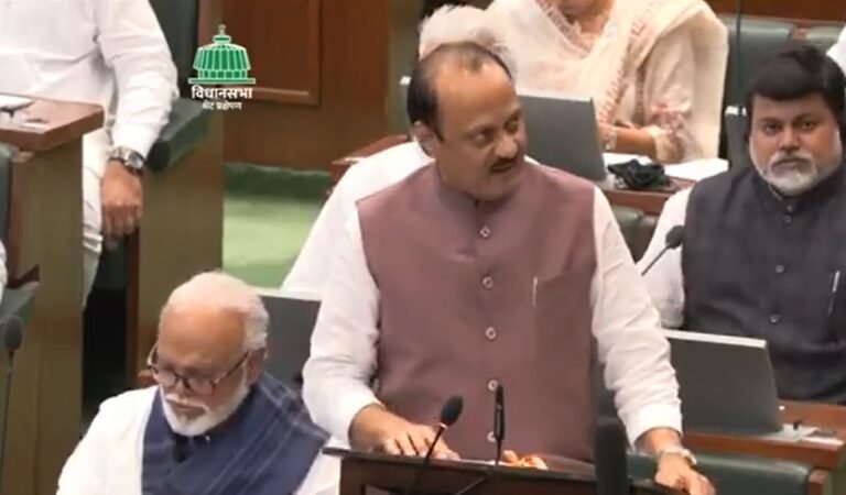 महाराष्ट्र बजट: महिलाओं को 1,500 रुपये प्रतिमाह भत्ता, पांच सदस्यीय परिवार को तीन मुफ्त सिलेंडर