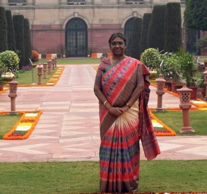 On the occasion of World Environment Day, President Draupadi Murmu said that both our lives and livelihoods are being affected by climate change