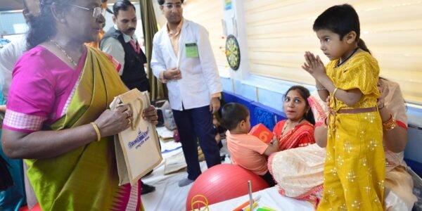 President Draupadi Murmu visits Pandit Deendayal Upadhyaya National Institute for the Physically Handicapped