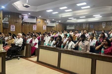Safdarjung Hospital organised a seminar on incorporating yoga into medical practice