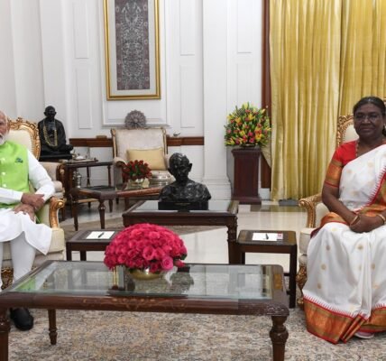 Union Cabinet advises President to dissolve 17th Lok Sabha with immediate effect, President signs order