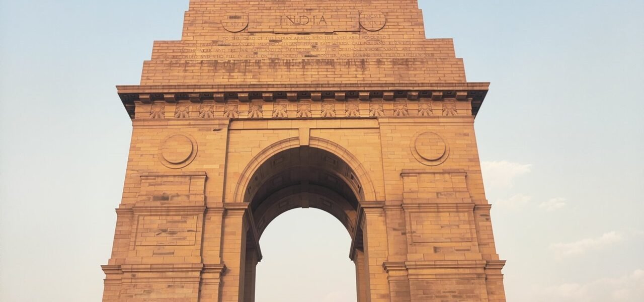 maximum temperature in Delhi today was recorded at 42.5 degrees Celsius