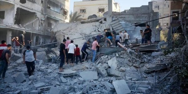 30 Palestinians were killed and more than 100 injured in Madhya Gaza