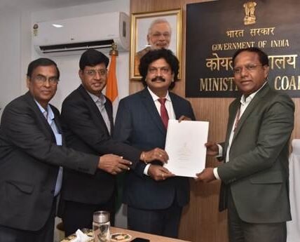 Agreements signed for three coal mines by Coal Ministry