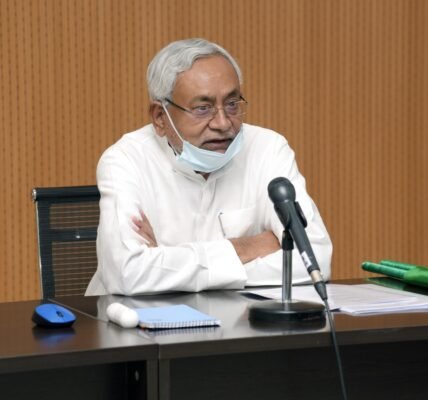 Bihar Health Department has decided to give admission to medical students in MBBS course through Hindi medium