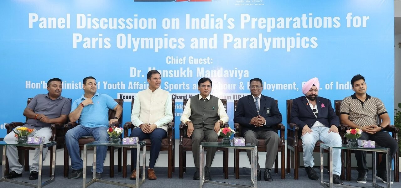 Dr. Mansukh Mandaviya participates in interactive session on India's preparations for Paris Olympics 2024 and Paralympics 2024