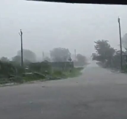 Due to continuous rains in Gujarat, many dams are overflowing, Meteorological Department has predicted rain for the next 3 days