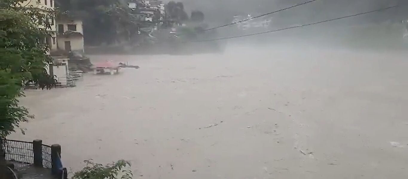 Due to heavy rains in Kumaon region of Uttarakhand, normal life is affected due to waterlogging and water entering the houses
