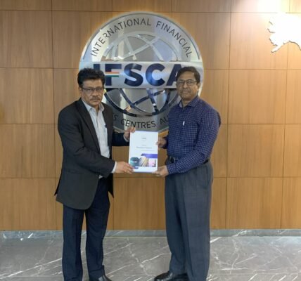 Expert Committee on Climate Finance submits first report on transformational financing to IFSCA