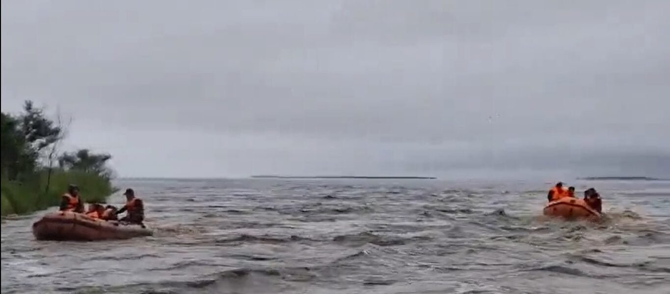 Flood situation worsens due to continuous rain in Assam