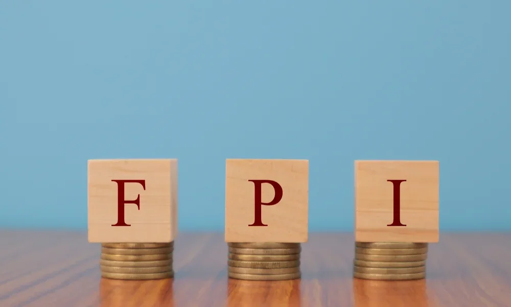 In the first three weeks of July, foreign investors invested more than Rs 44 thousand crore in the Indian capital market